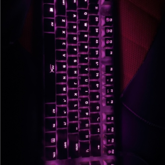 HYPER KEYBOARD - Picture 3 of 3